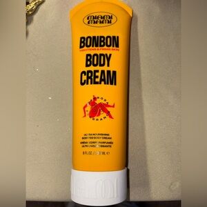 Similar to bon bon Body Cream number 69.   New.  Great gift idea
